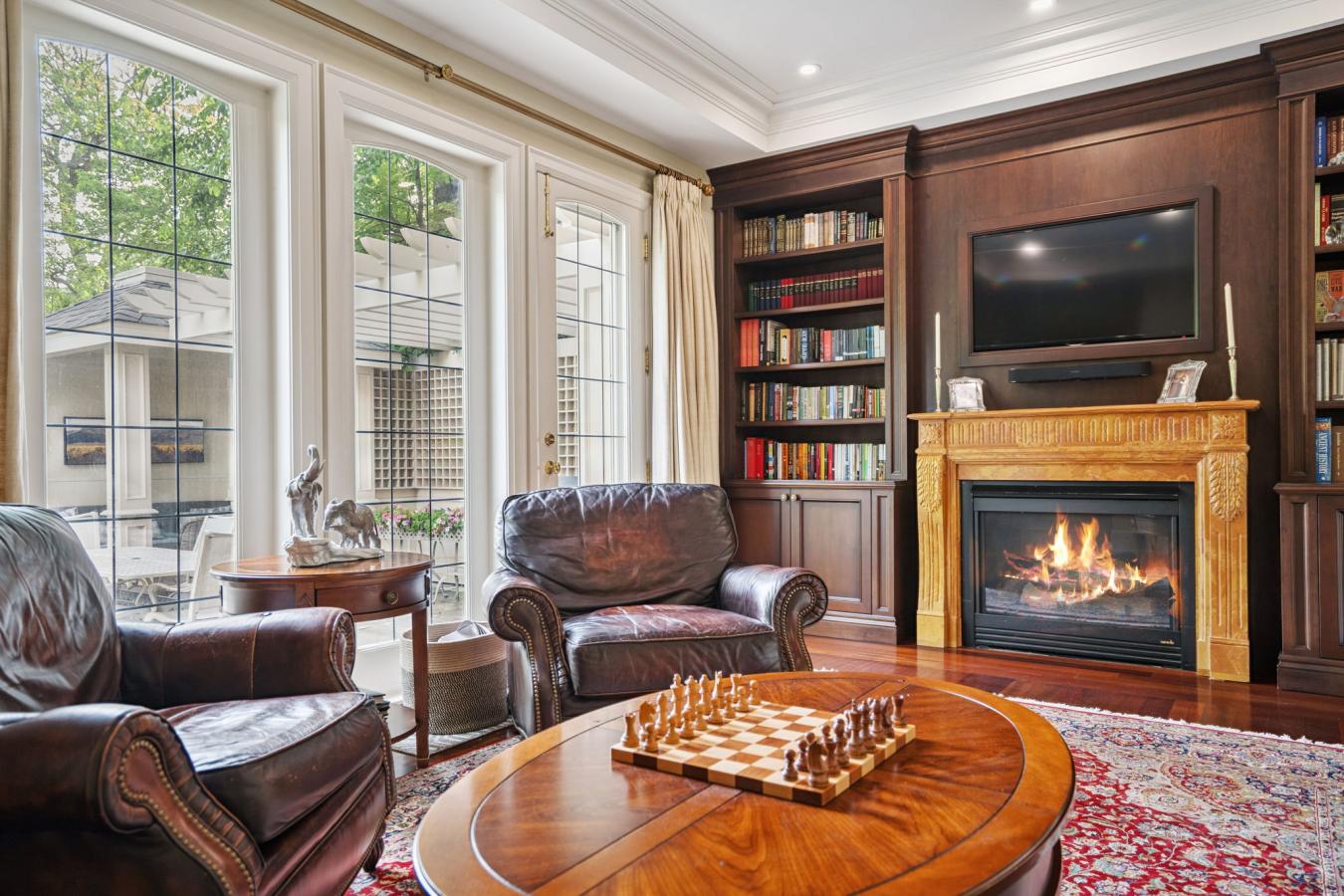 Toronto, ON, M5P 2R5, Canada, ,5 BathroomsBathrooms,Residential,For Sale,1909755