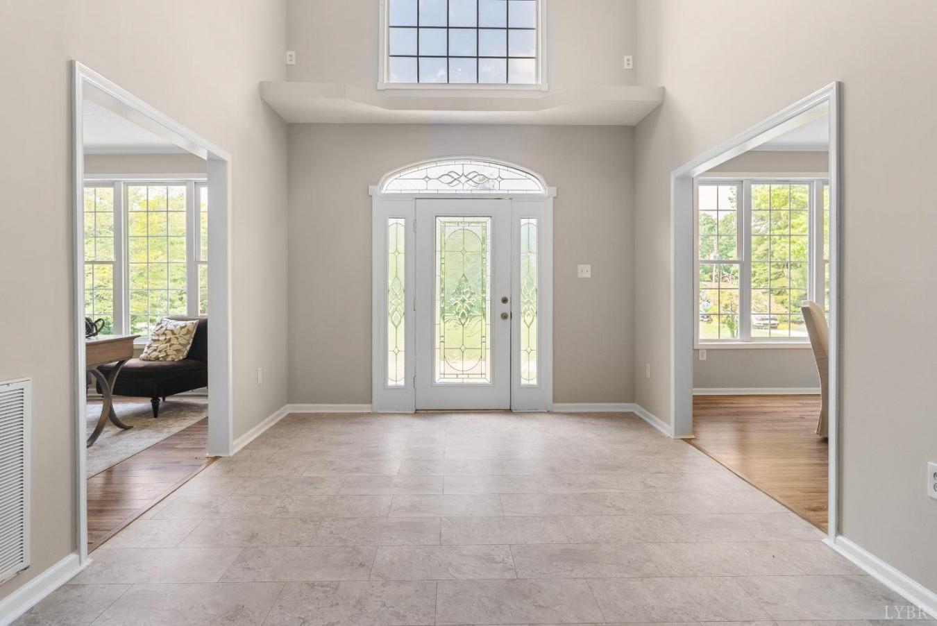 Appomattox, Appomattox, 24522, United States, 5 Bedrooms Bedrooms, ,5 BathroomsBathrooms,Residential,For Sale,1963367