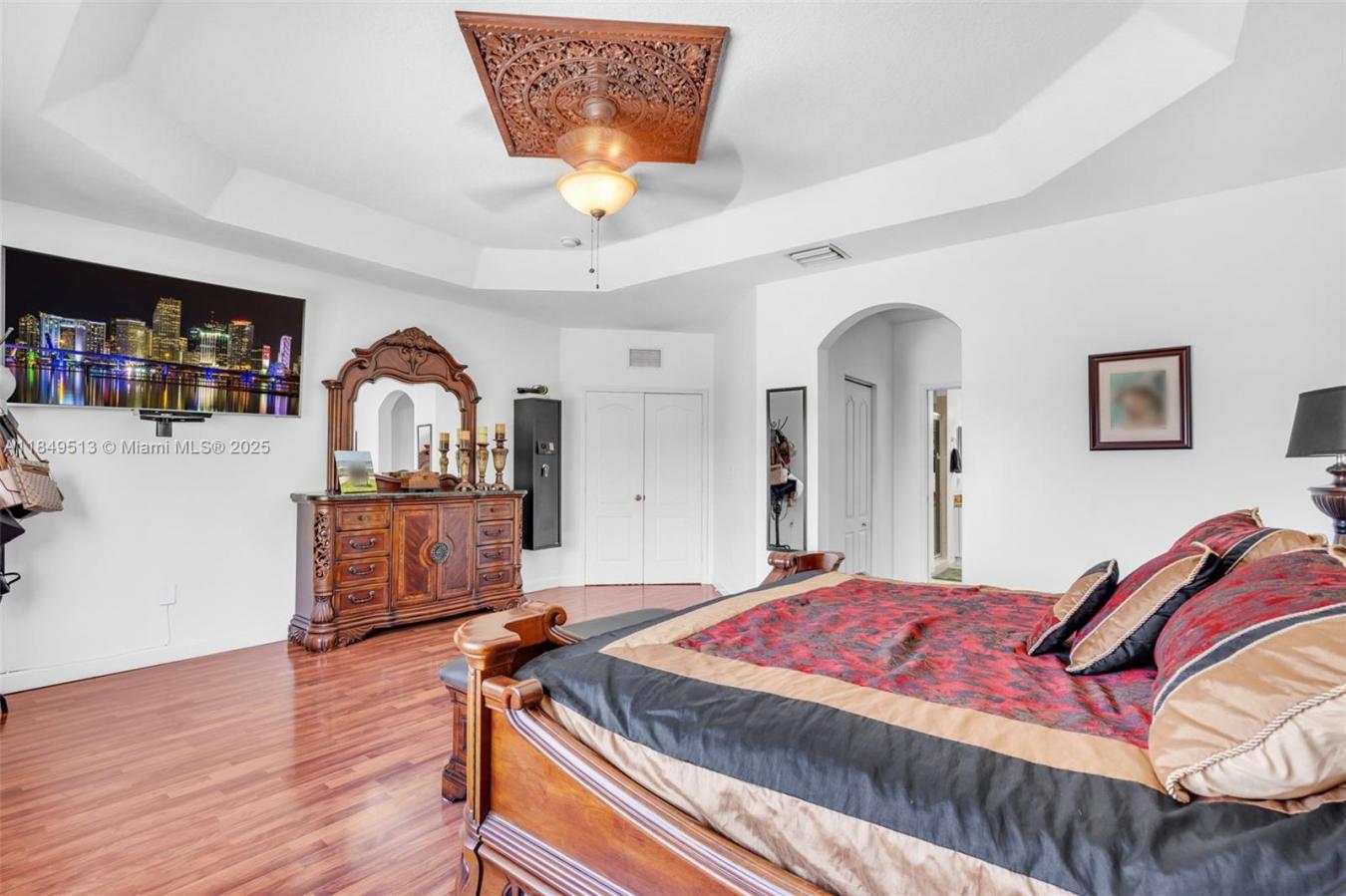 Miami, Miami-Dade County, 33185, United States, 4 Bedrooms Bedrooms, ,3 BathroomsBathrooms,Residential,For Sale,1910059