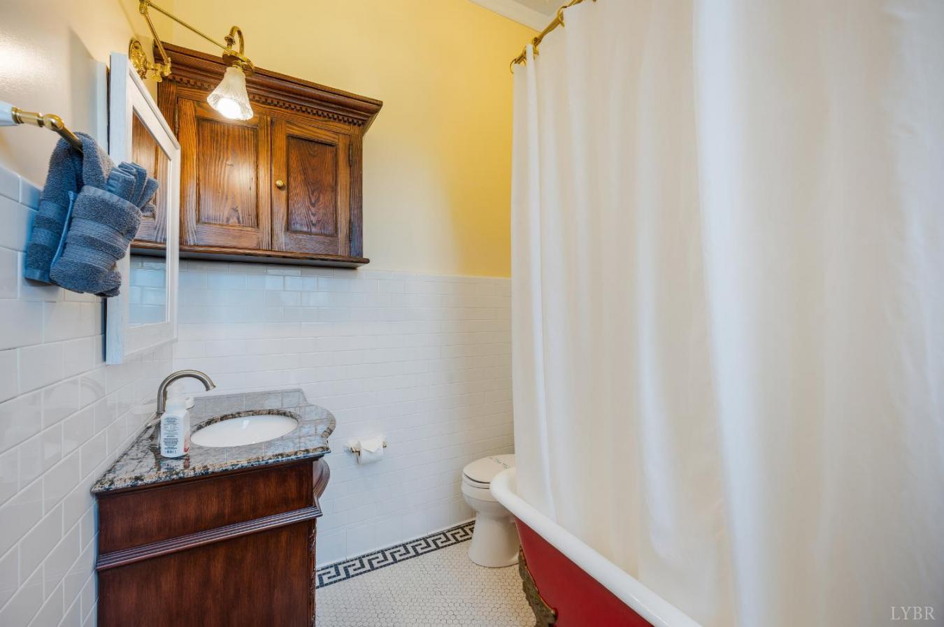 Lynchburg, Lynchburg, 24504, United States, 8 Bedrooms Bedrooms, ,8 BathroomsBathrooms,Residential,For Sale,1910046