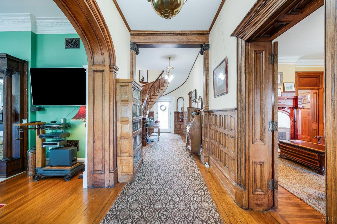 Lynchburg, Lynchburg, 24504, United States, 8 Bedrooms Bedrooms, ,8 BathroomsBathrooms,Residential,For Sale,1910046