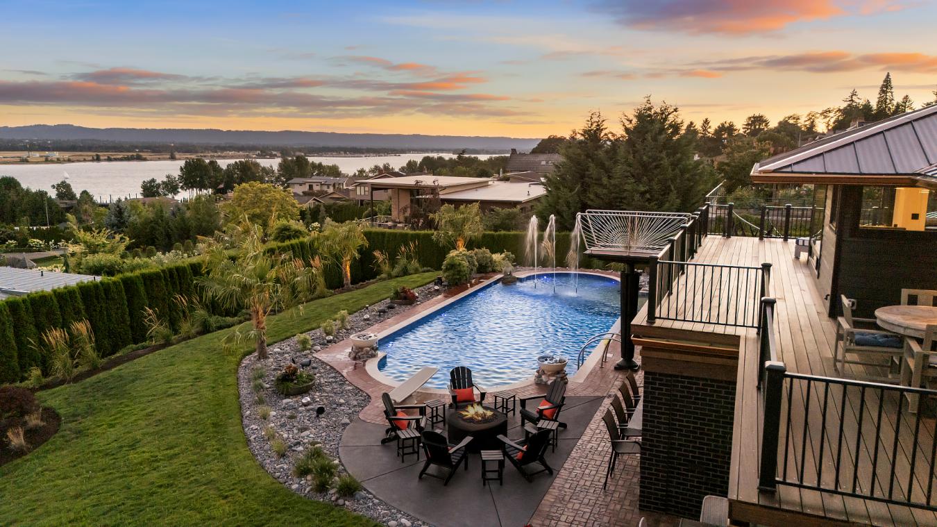 Vancouver, Clark, 98664, United States, 4 Bedrooms Bedrooms, ,4 BathroomsBathrooms,Residential,For Sale,1912968