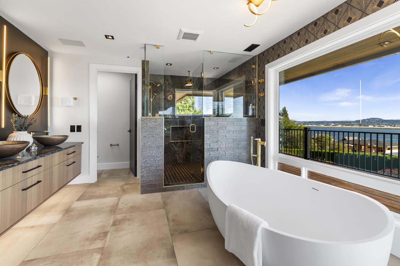 Vancouver, Clark, 98664, United States, 4 Bedrooms Bedrooms, ,4 BathroomsBathrooms,Residential,For Sale,1912968