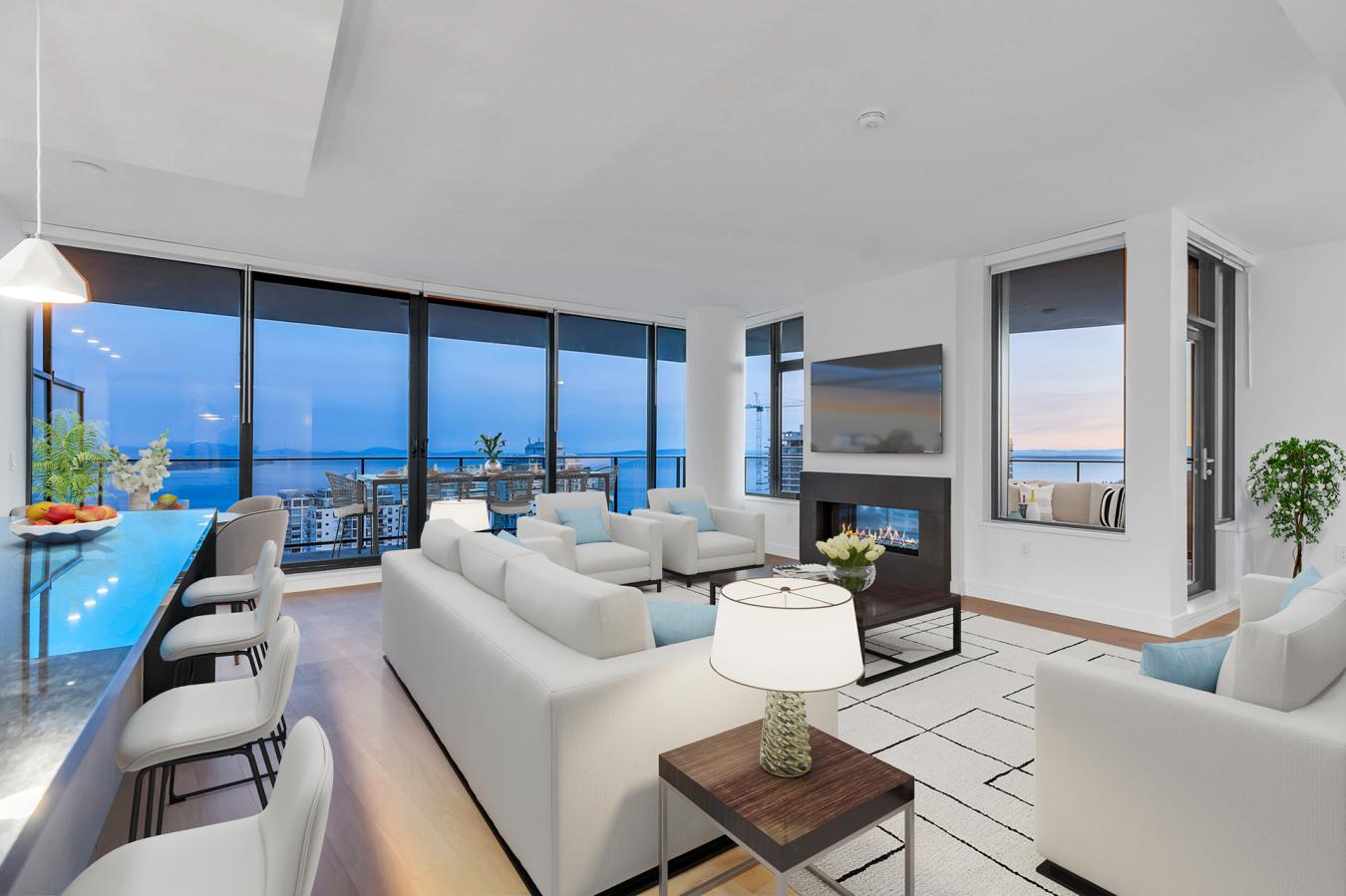 White Rock, BC, V4B 0C5, Canada, 2 Bedrooms Bedrooms, ,2 BathroomsBathrooms,Residential,For Sale,1910041
