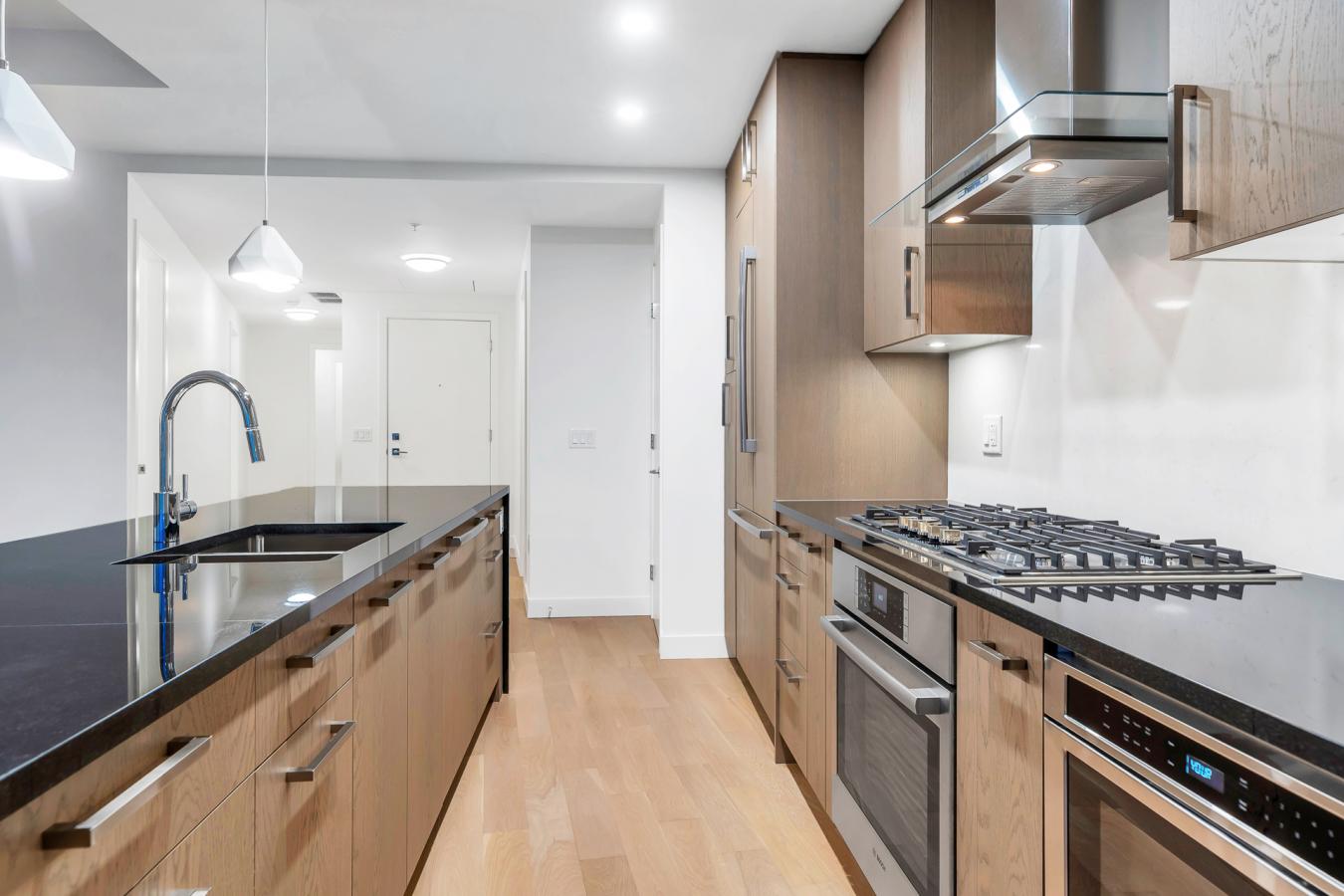 White Rock, BC, V4B 0C5, Canada, 2 Bedrooms Bedrooms, ,2 BathroomsBathrooms,Residential,For Sale,1910041