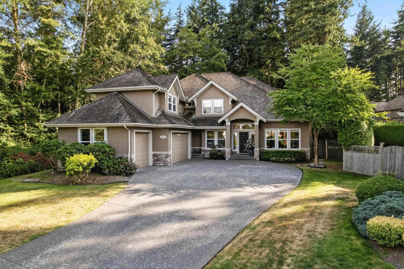 Surrey, BC, V4A 9T7, Canada, 6 Bedrooms Bedrooms, ,5 BathroomsBathrooms,Residential,For Sale,1910040