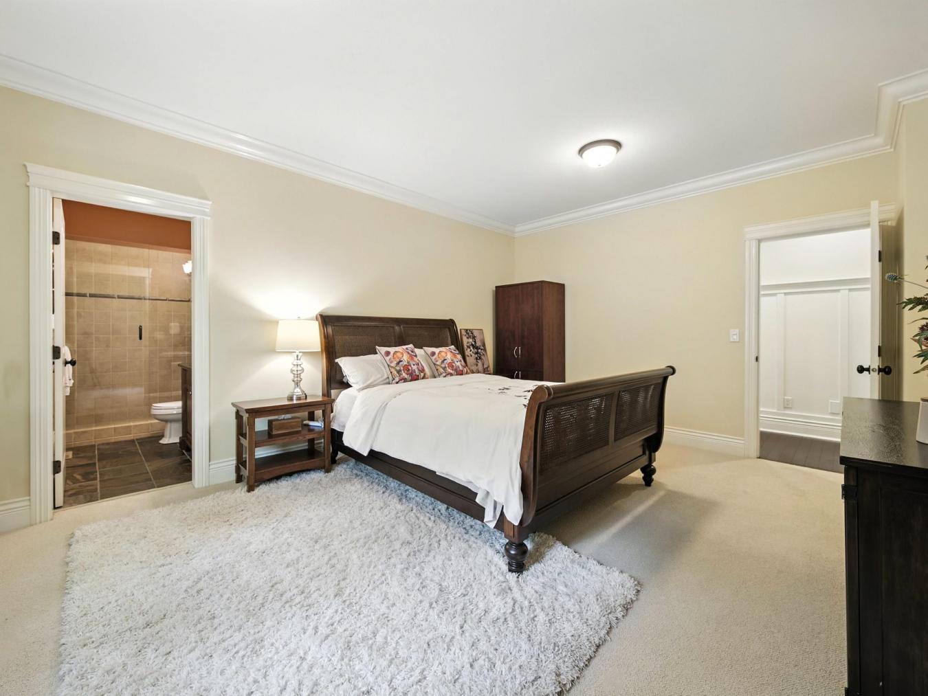 Surrey, BC, V4A 9T7, Canada, 6 Bedrooms Bedrooms, ,5 BathroomsBathrooms,Residential,For Sale,1910040