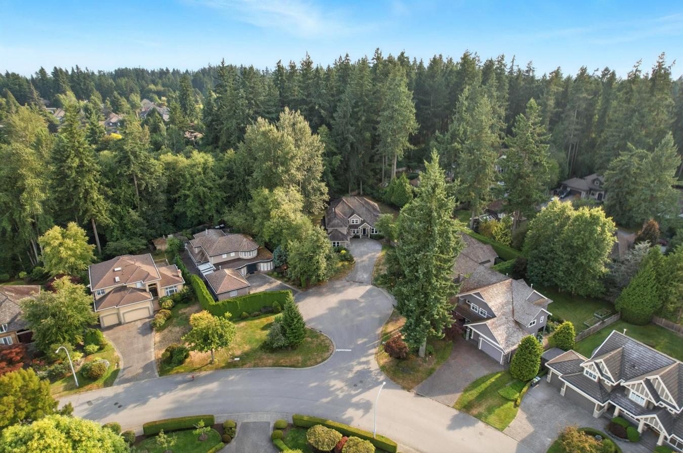 Surrey, BC, V4A 9T7, Canada, 6 Bedrooms Bedrooms, ,5 BathroomsBathrooms,Residential,For Sale,1910040