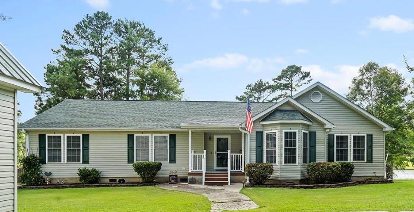 Chappells, Newberry, 29037, United States, 4 Bedrooms Bedrooms, ,2 BathroomsBathrooms,Residential,For Sale,1910039