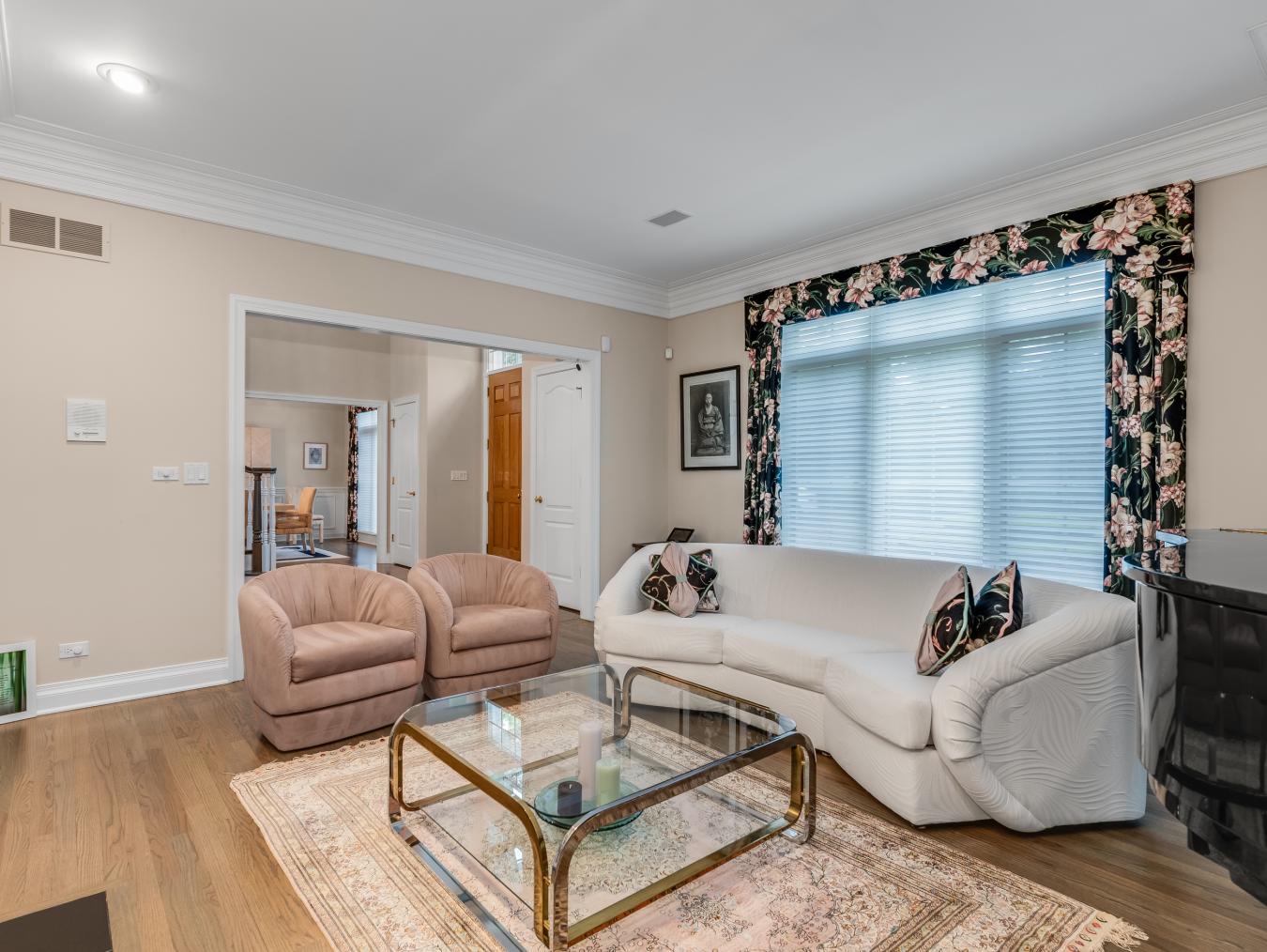 St. Charles, Kane, 60175, United States, 6 Bedrooms Bedrooms, ,6 BathroomsBathrooms,Residential,For Sale,1910038