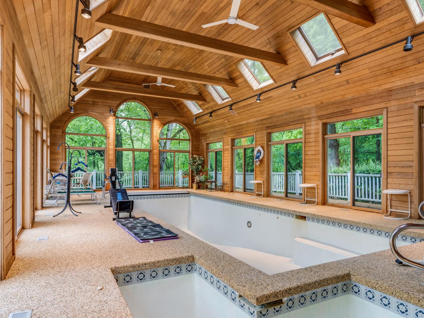 St. Charles, Kane, 60175, United States, 6 Bedrooms Bedrooms, ,6 BathroomsBathrooms,Residential,For Sale,1910038