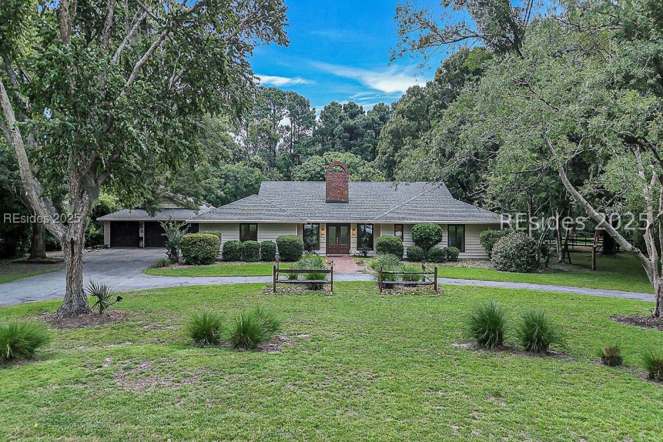 Bluffton, Beaufort, 29910, United States, 4 Bedrooms Bedrooms, ,3 BathroomsBathrooms,Residential,For Sale,1910034 Bluffton, Beaufort, 29910, United States, 4 Bedrooms Bedrooms, ,3 BathroomsBathrooms,Residential,For Sale,1910034