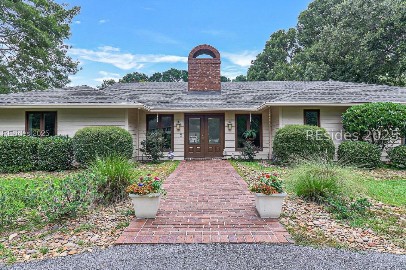 Bluffton, Beaufort, 29910, United States, 4 Bedrooms Bedrooms, ,3 BathroomsBathrooms,Residential,For Sale,1910034