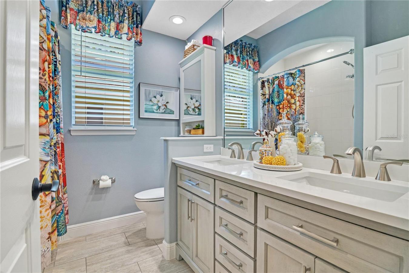 LONGWOOD, Seminole, 32779, United States, 4 Bedrooms Bedrooms, ,3 BathroomsBathrooms,Residential,For Sale,1910033