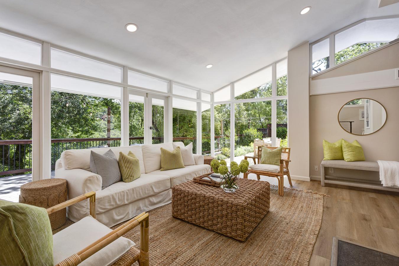Orinda, Contra Costa, 94563, United States, 3 Bedrooms Bedrooms, ,2 BathroomsBathrooms,Residential,For Sale,1910348
