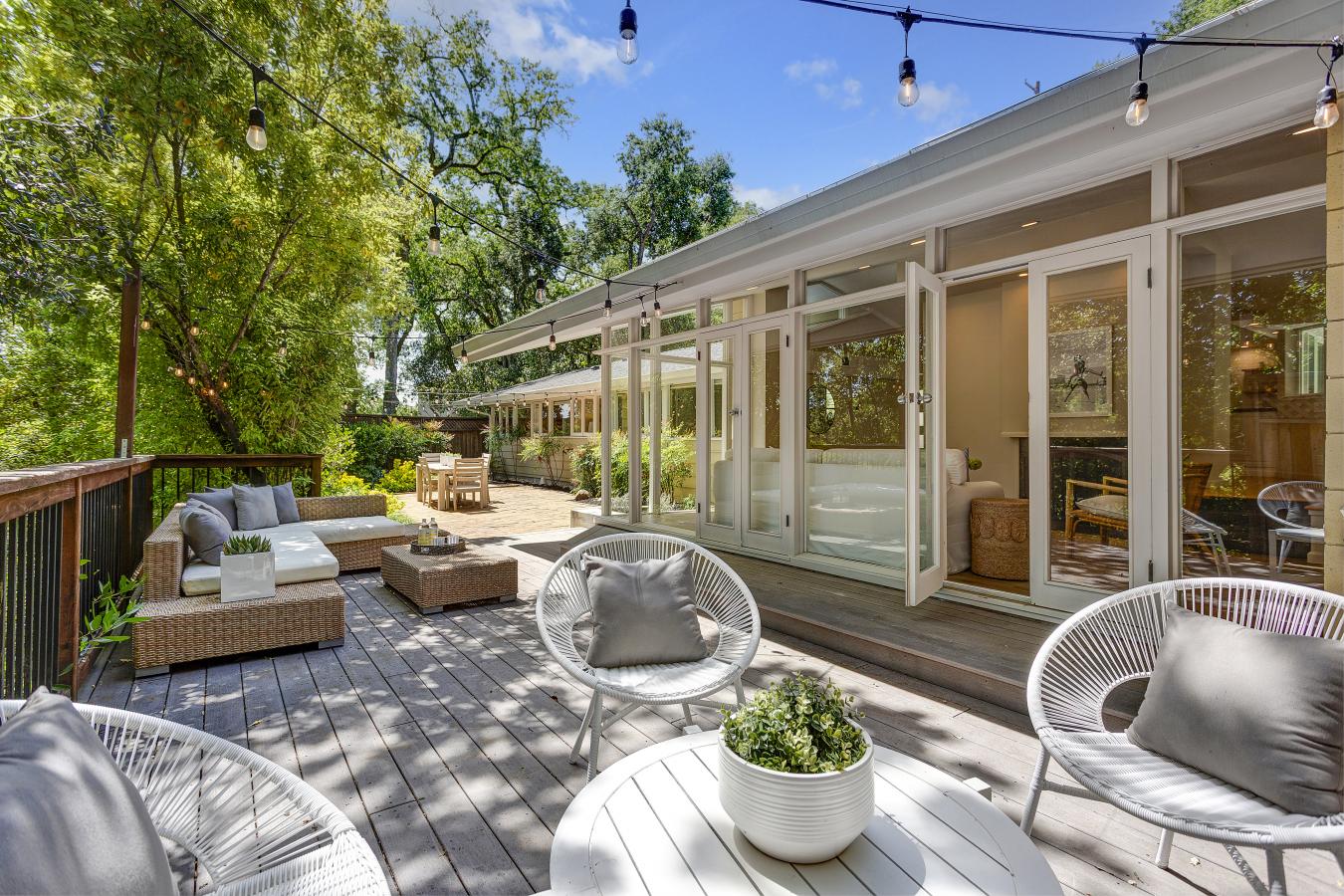 Orinda, Contra Costa, 94563, United States, 3 Bedrooms Bedrooms, ,2 BathroomsBathrooms,Residential,For Sale,1910348