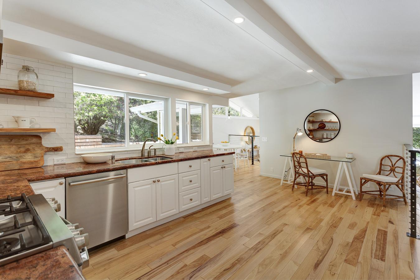 Orinda, Contra Costa, 94563, United States, 3 Bedrooms Bedrooms, ,2 BathroomsBathrooms,Residential,For Sale,1910348