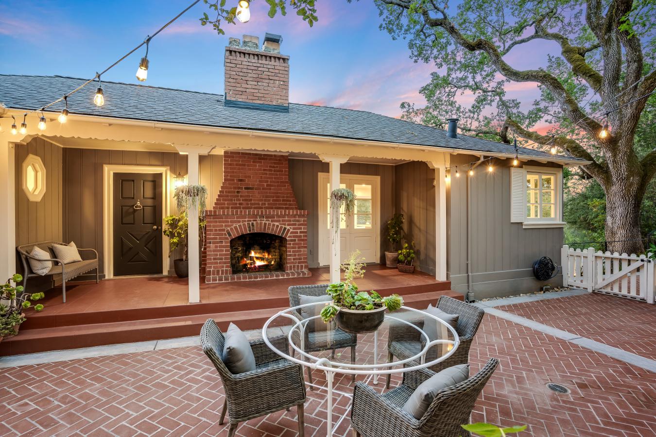 Orinda, Contra Costa, 94563, United States, 3 Bedrooms Bedrooms, ,2 BathroomsBathrooms,Residential,For Sale,1910347