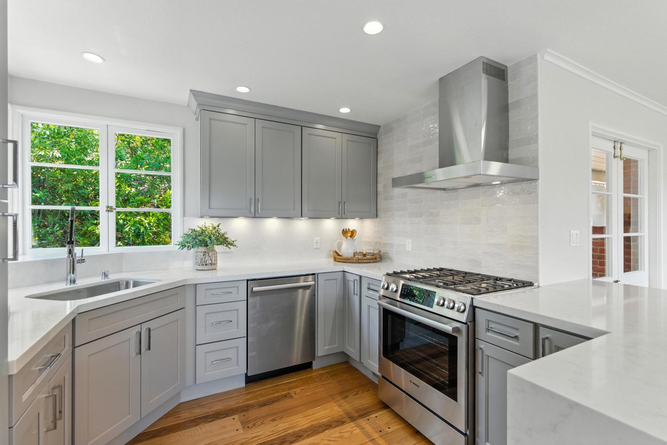 Orinda, Contra Costa, 94563, United States, 3 Bedrooms Bedrooms, ,2 BathroomsBathrooms,Residential,For Sale,1910347
