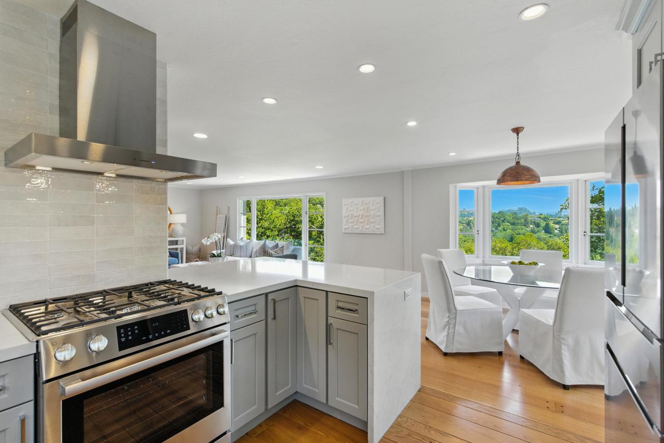 Orinda, Contra Costa, 94563, United States, 3 Bedrooms Bedrooms, ,2 BathroomsBathrooms,Residential,For Sale,1910347