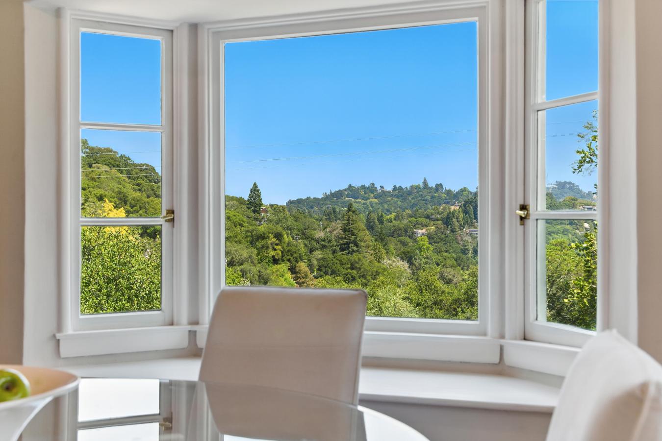 Orinda, Contra Costa, 94563, United States, 3 Bedrooms Bedrooms, ,2 BathroomsBathrooms,Residential,For Sale,1910347
