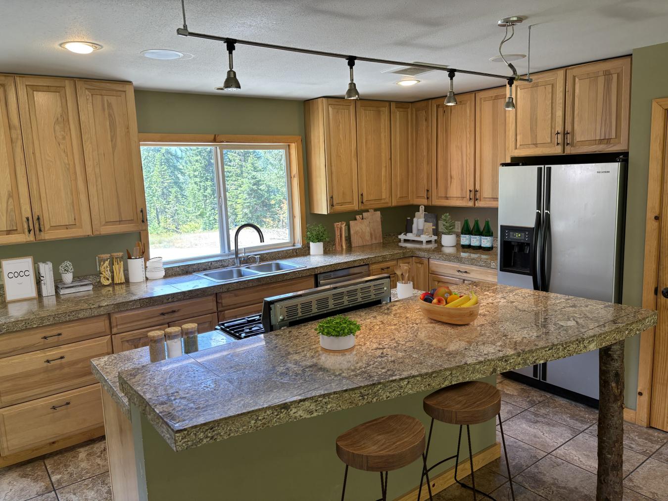 Easton, Kittitas, 98925, United States, 4 Bedrooms Bedrooms, ,4 BathroomsBathrooms,Residential,For Sale,1912966