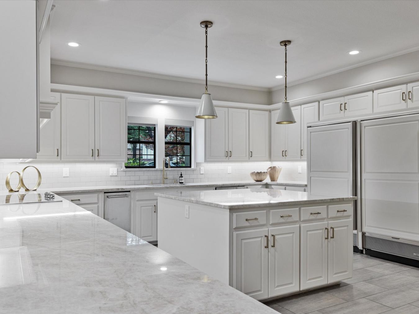 Dallas, Dallas, 75225, United States, 4 Bedrooms Bedrooms, ,5 BathroomsBathrooms,Residential,For Sale,1912964