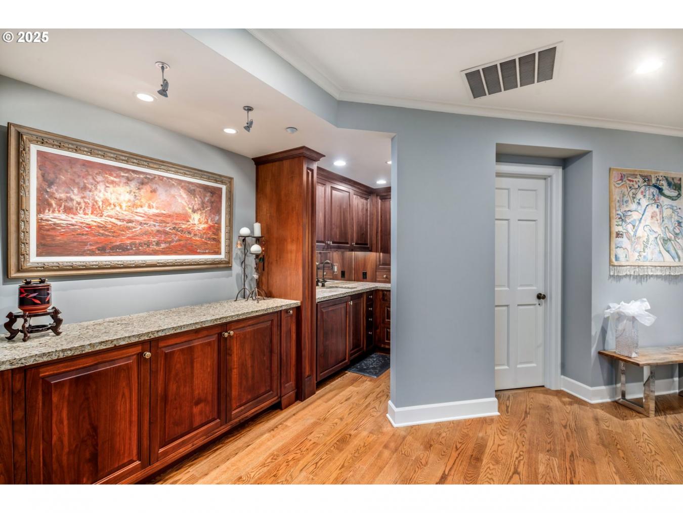 Vancouver, Clark, 98661, United States, 3 Bedrooms Bedrooms, ,2 BathroomsBathrooms,Residential,For Sale,1912962