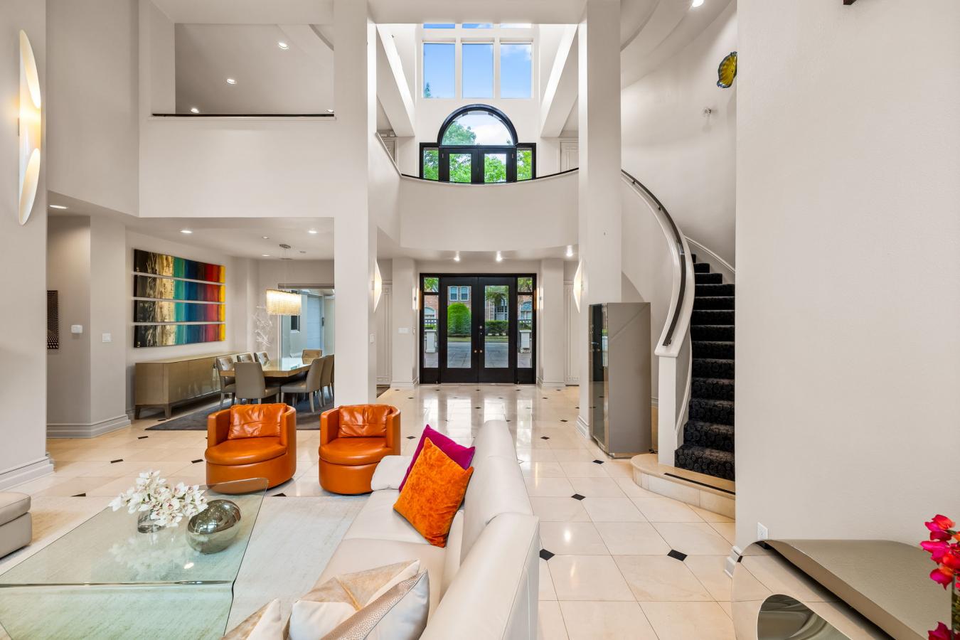 Dallas, Dallas, 75287, United States, 5 Bedrooms Bedrooms, ,5 BathroomsBathrooms,Residential,For Sale,1912961