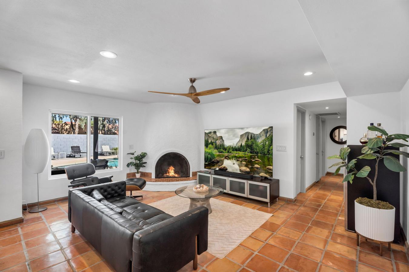 Scottsdale, Arizona, 85254, United States, 4 Bedrooms Bedrooms, ,2 BathroomsBathrooms,Residential,For Sale,1912960