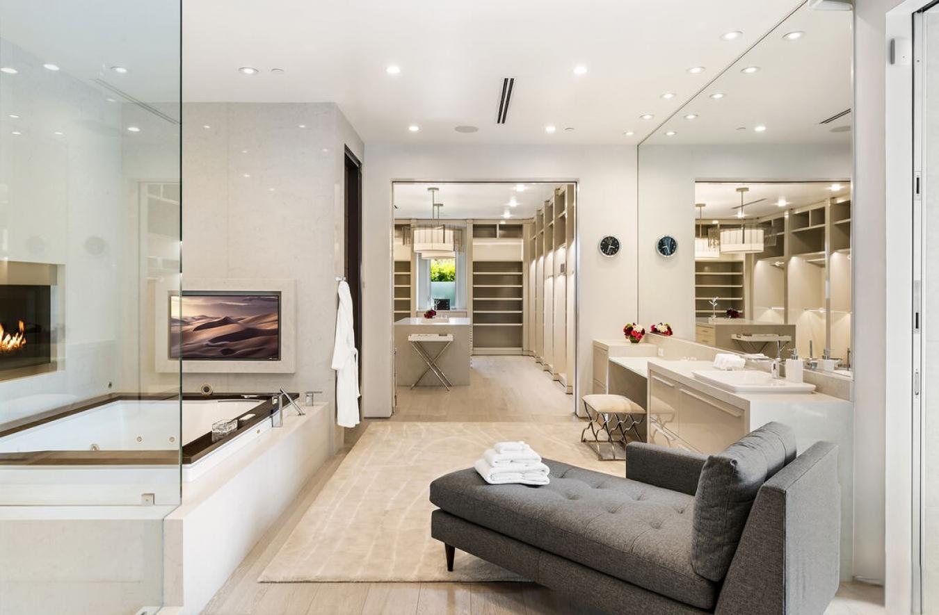 Beverly Hills, California, 90210, United States, 9 Bedrooms Bedrooms, ,13 BathroomsBathrooms,Residential,For Sale,1912959