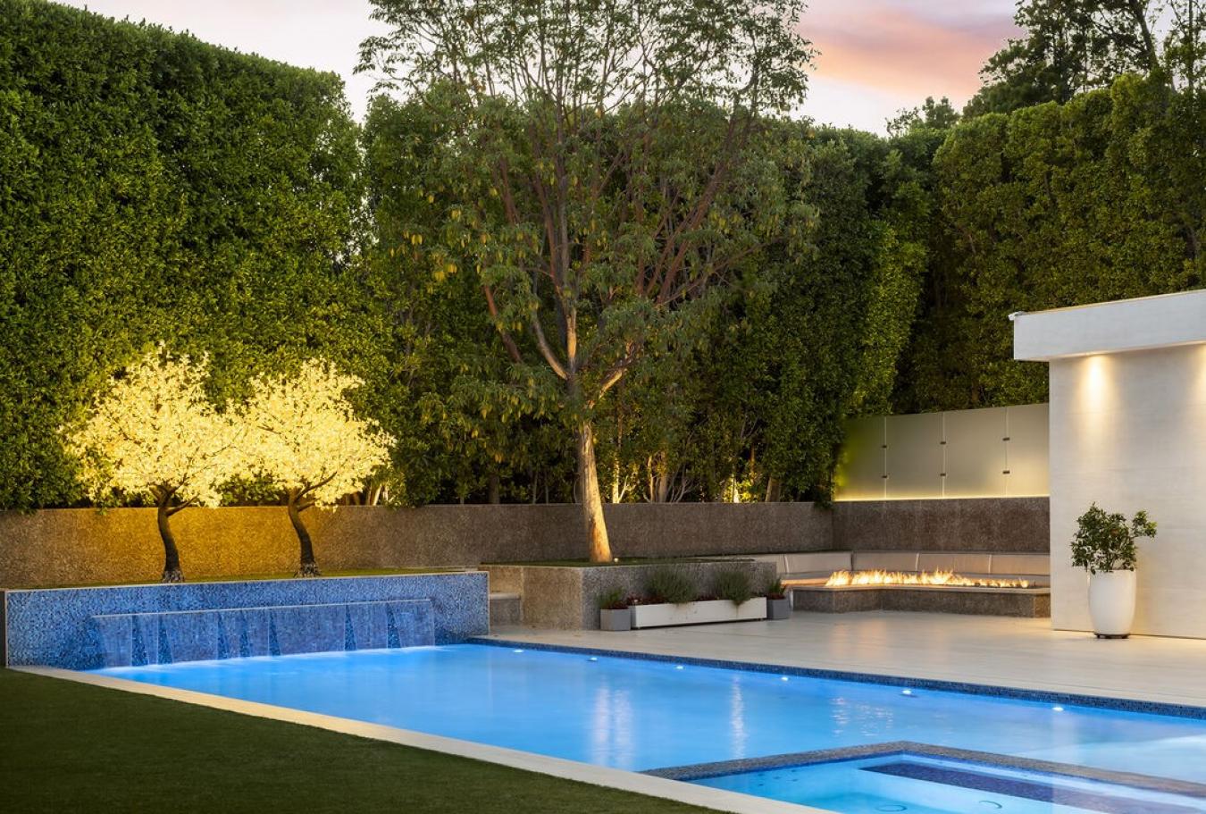Beverly Hills, California, 90210, United States, 9 Bedrooms Bedrooms, ,13 BathroomsBathrooms,Residential,For Sale,1912959