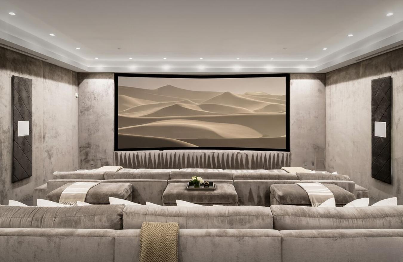 Beverly Hills, California, 90210, United States, 9 Bedrooms Bedrooms, ,13 BathroomsBathrooms,Residential,For Sale,1912959