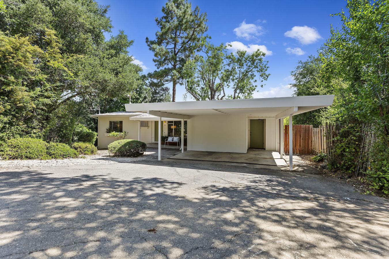 Orinda, Contra Costa, 94563, United States, 3 Bedrooms Bedrooms, ,1 BathroomBathrooms,Residential,For Sale,1910346