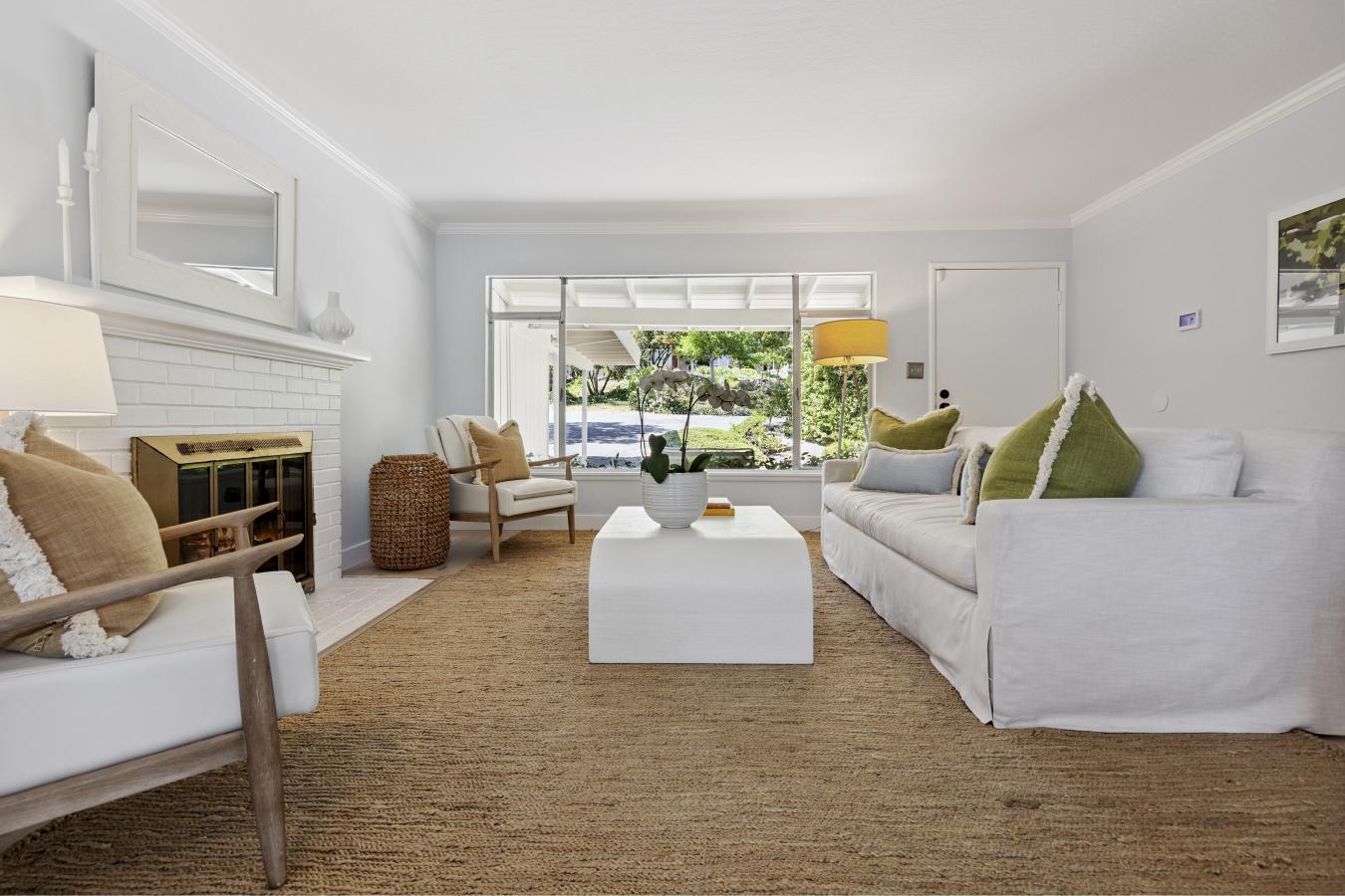 Orinda, Contra Costa, 94563, United States, 3 Bedrooms Bedrooms, ,1 BathroomBathrooms,Residential,For Sale,1910346
