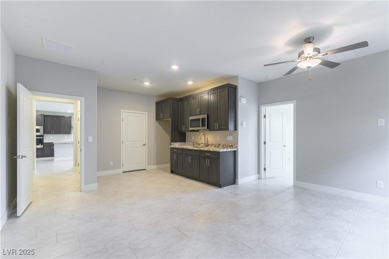 Henderson, Clark, 89011, United States, 6 Bedrooms Bedrooms, ,3 BathroomsBathrooms,Residential,For Sale,1912957