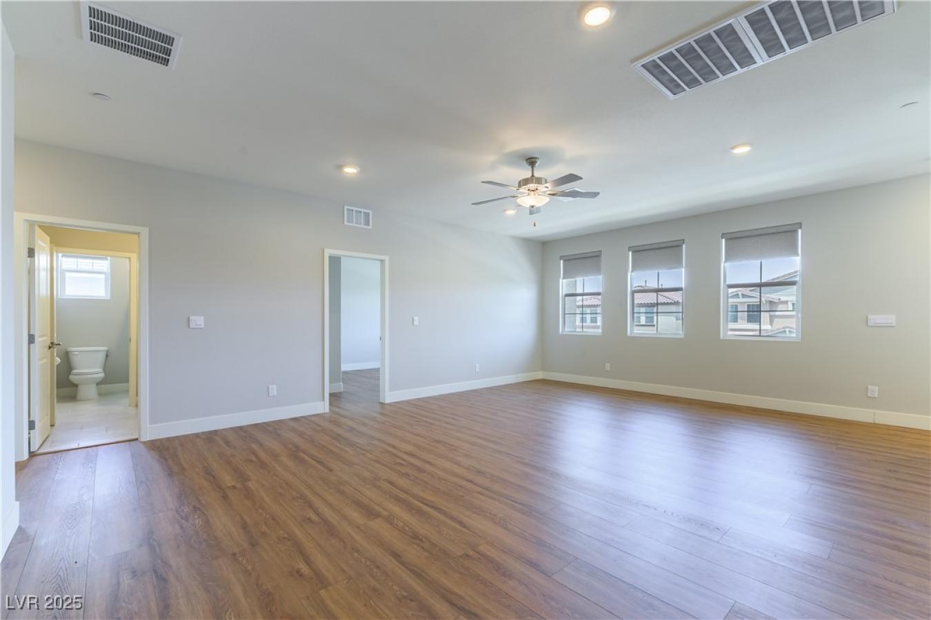 Henderson, Clark, 89011, United States, 6 Bedrooms Bedrooms, ,3 BathroomsBathrooms,Residential,For Sale,1912957