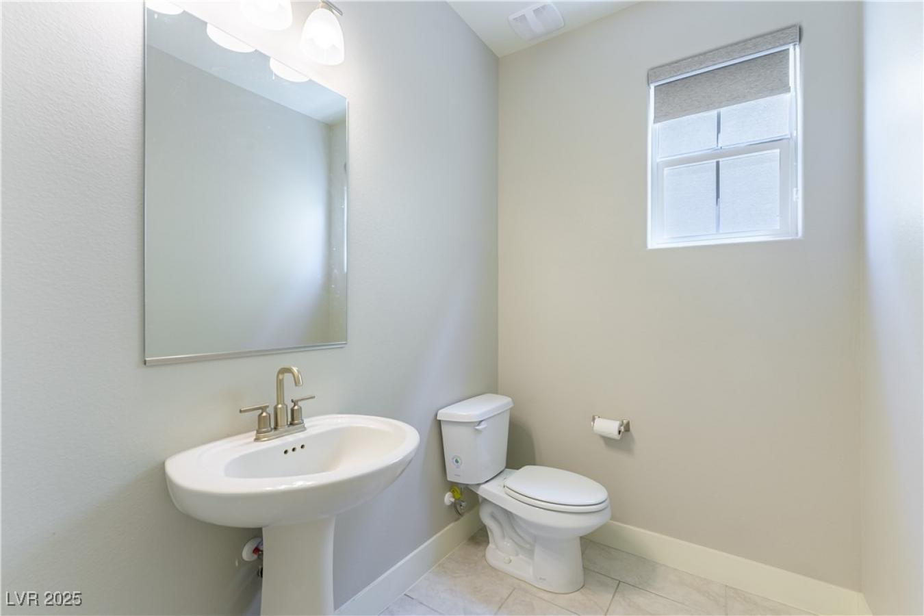 Henderson, Clark, 89011, United States, 6 Bedrooms Bedrooms, ,3 BathroomsBathrooms,Residential,For Sale,1912957