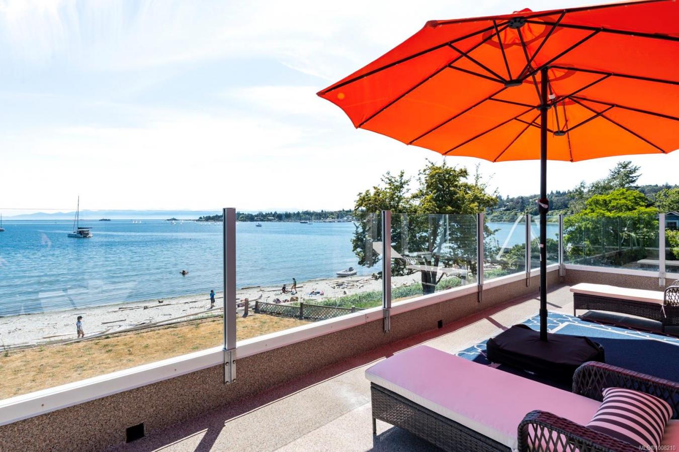 Saanich, Capital Regional District, V8N 4G3, Canada, 4 Bedrooms Bedrooms, ,4 BathroomsBathrooms,Residential,For Sale,1912955