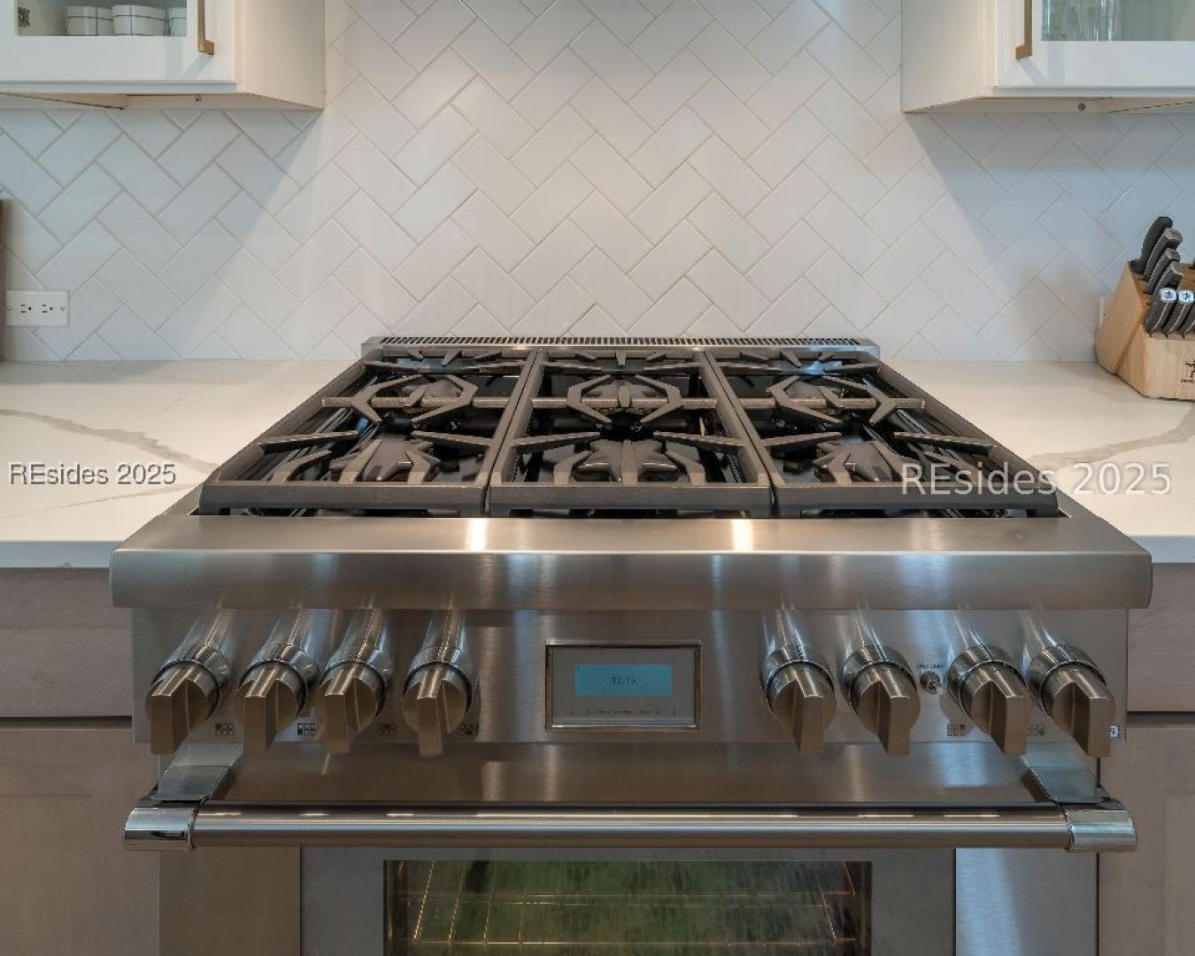 Bluffton, Beaufort, 29910, United States, 4 Bedrooms Bedrooms, ,4 BathroomsBathrooms,Residential,For Sale,1912953