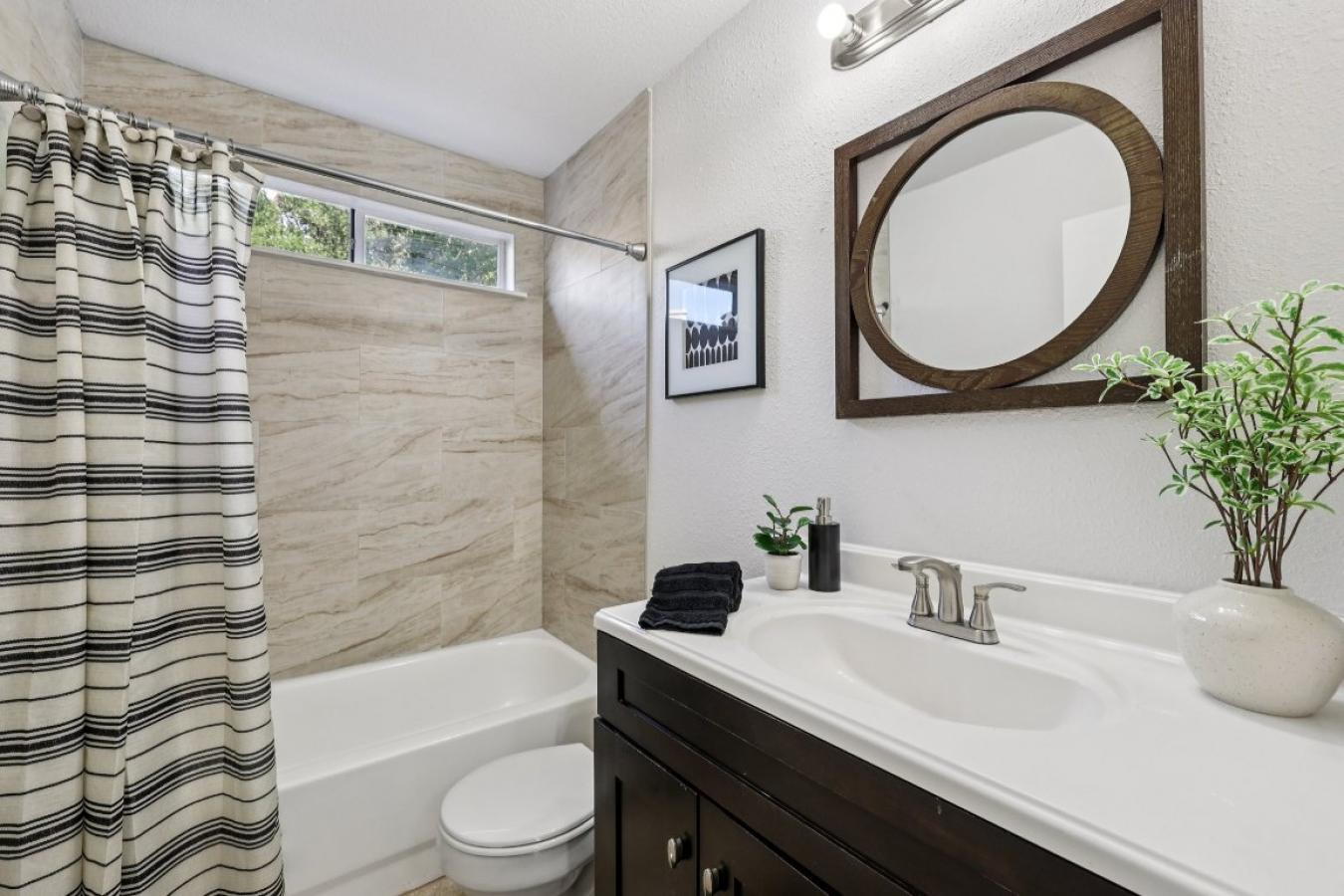 Austin, Travis, 78745, United States, 3 Bedrooms Bedrooms, ,2 BathroomsBathrooms,Residential,For Sale,1912952