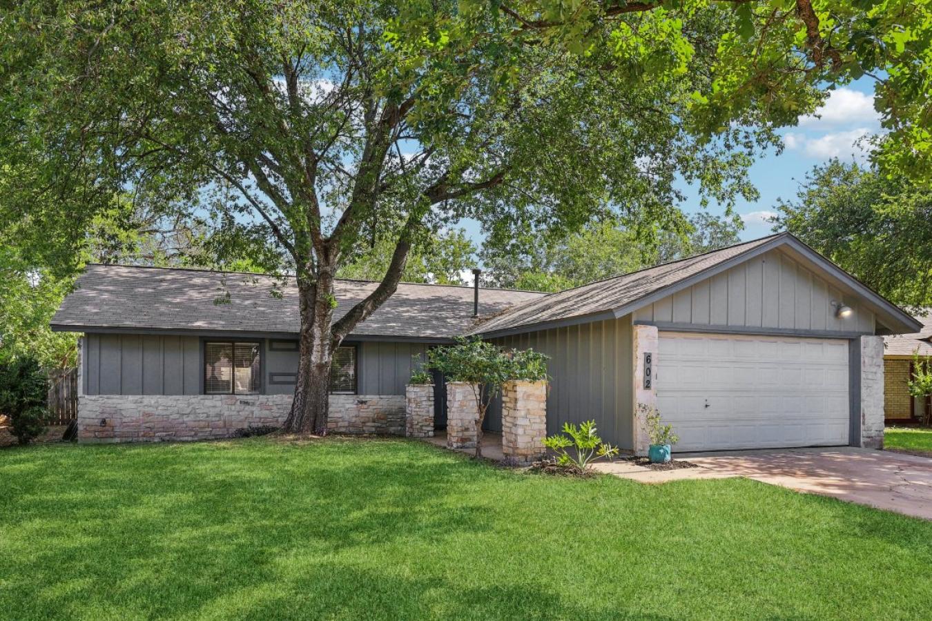 Austin, Travis, 78745, United States, 3 Bedrooms Bedrooms, ,2 BathroomsBathrooms,Residential,For Sale,1912952