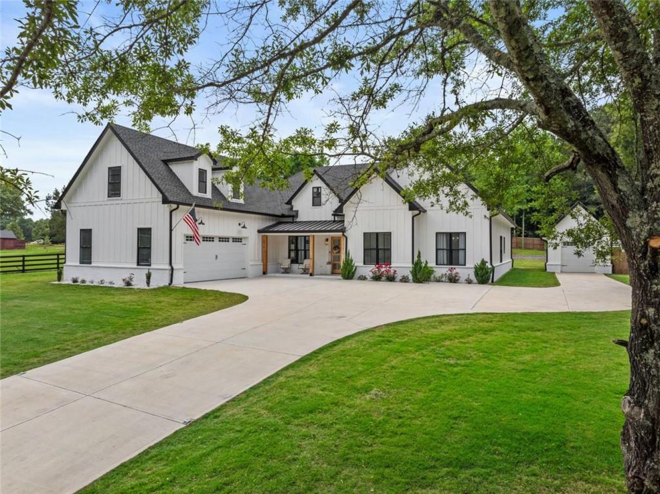 Monroe, Walton - GA, 30656, United States, 5 Bedrooms Bedrooms, ,4 BathroomsBathrooms,Residential,For Sale,1912949 Monroe, Walton - GA, 30656, United States, 5 Bedrooms Bedrooms, ,4 BathroomsBathrooms,Residential,For Sale,1912949