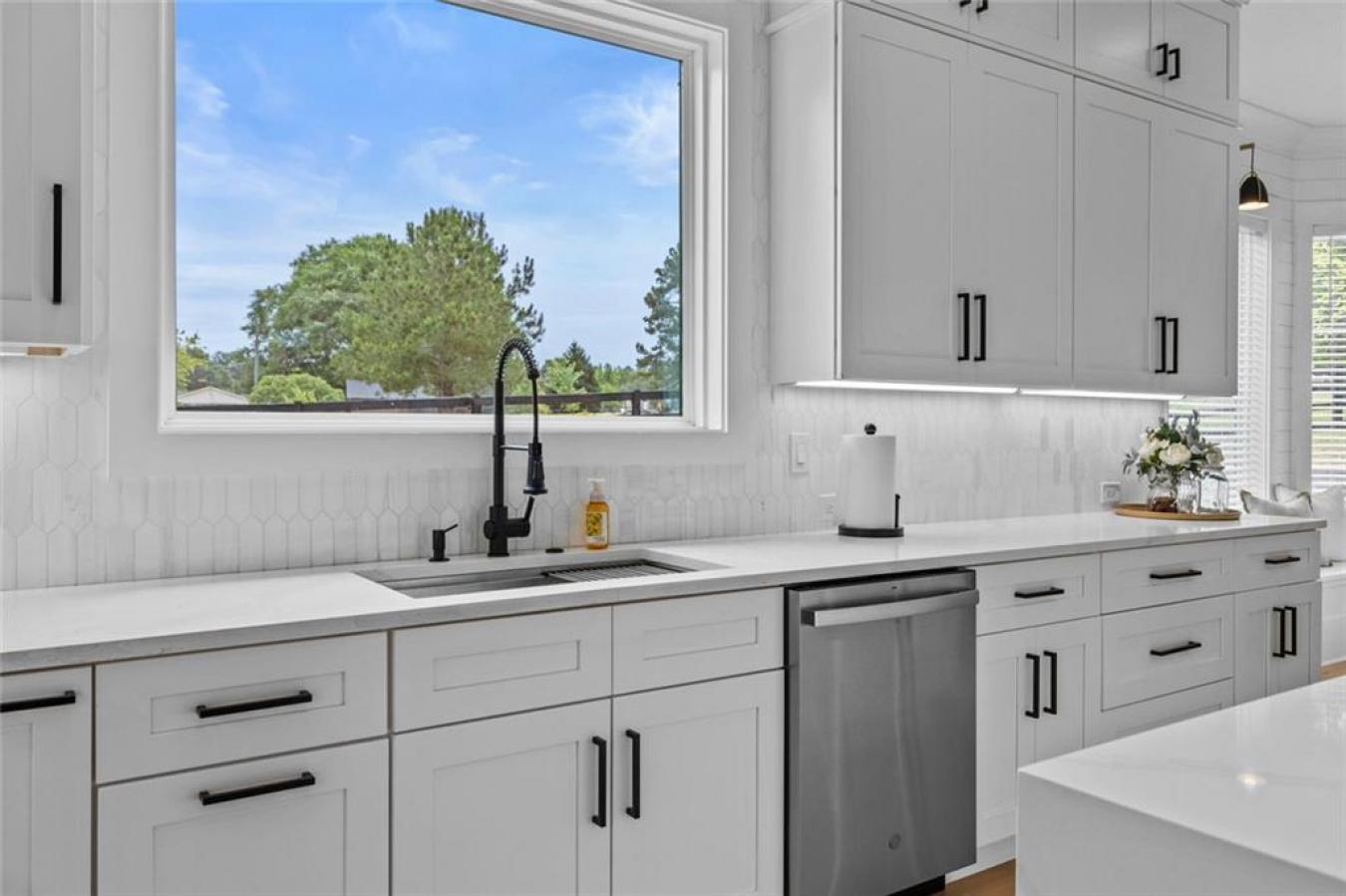 Monroe, Walton - GA, 30656, United States, 5 Bedrooms Bedrooms, ,4 BathroomsBathrooms,Residential,For Sale,1912949