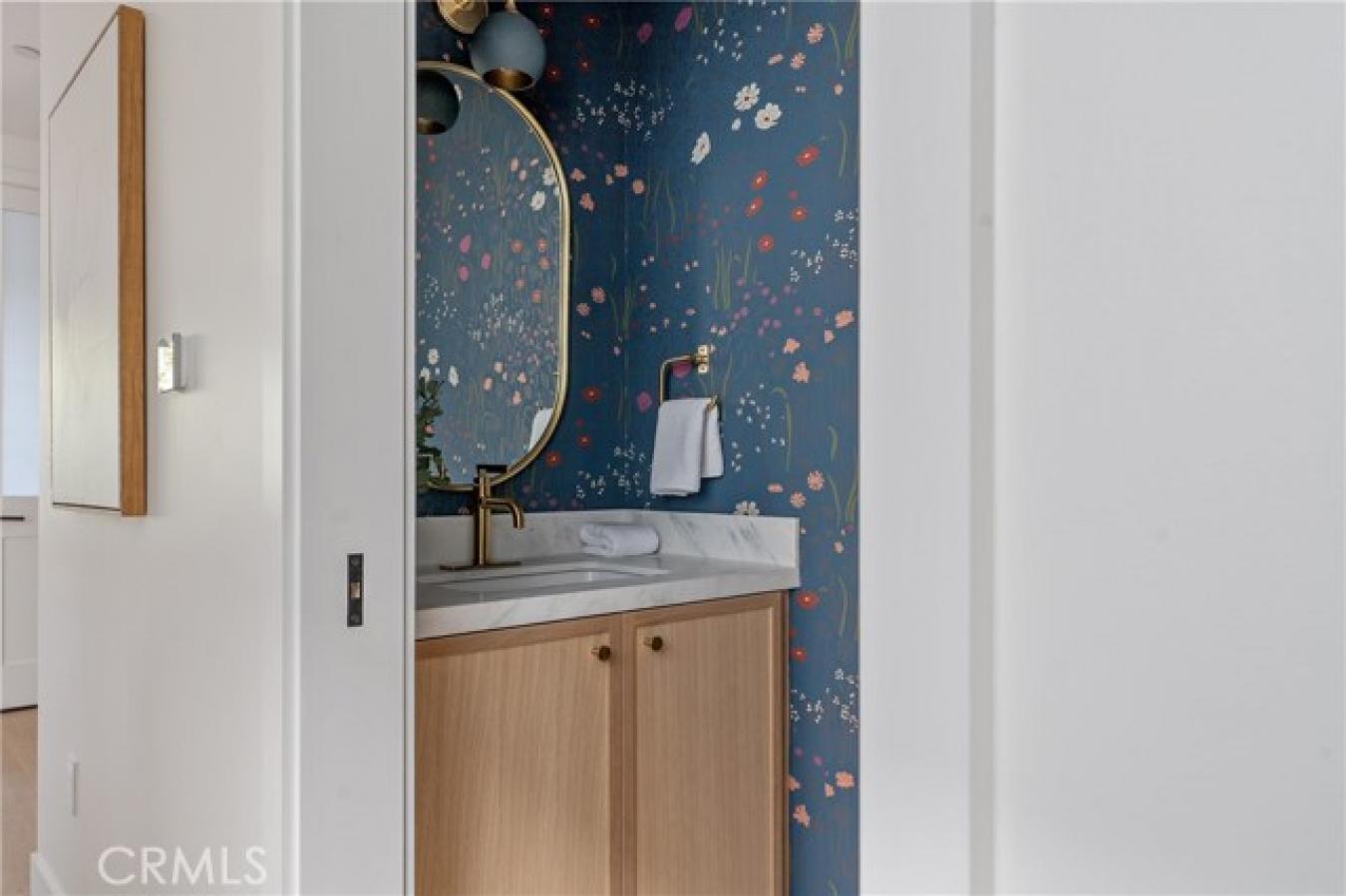 Los Angeles, Los Angeles, 90064, United States, 4 Bedrooms Bedrooms, ,3 BathroomsBathrooms,Residential,For Sale,1912946