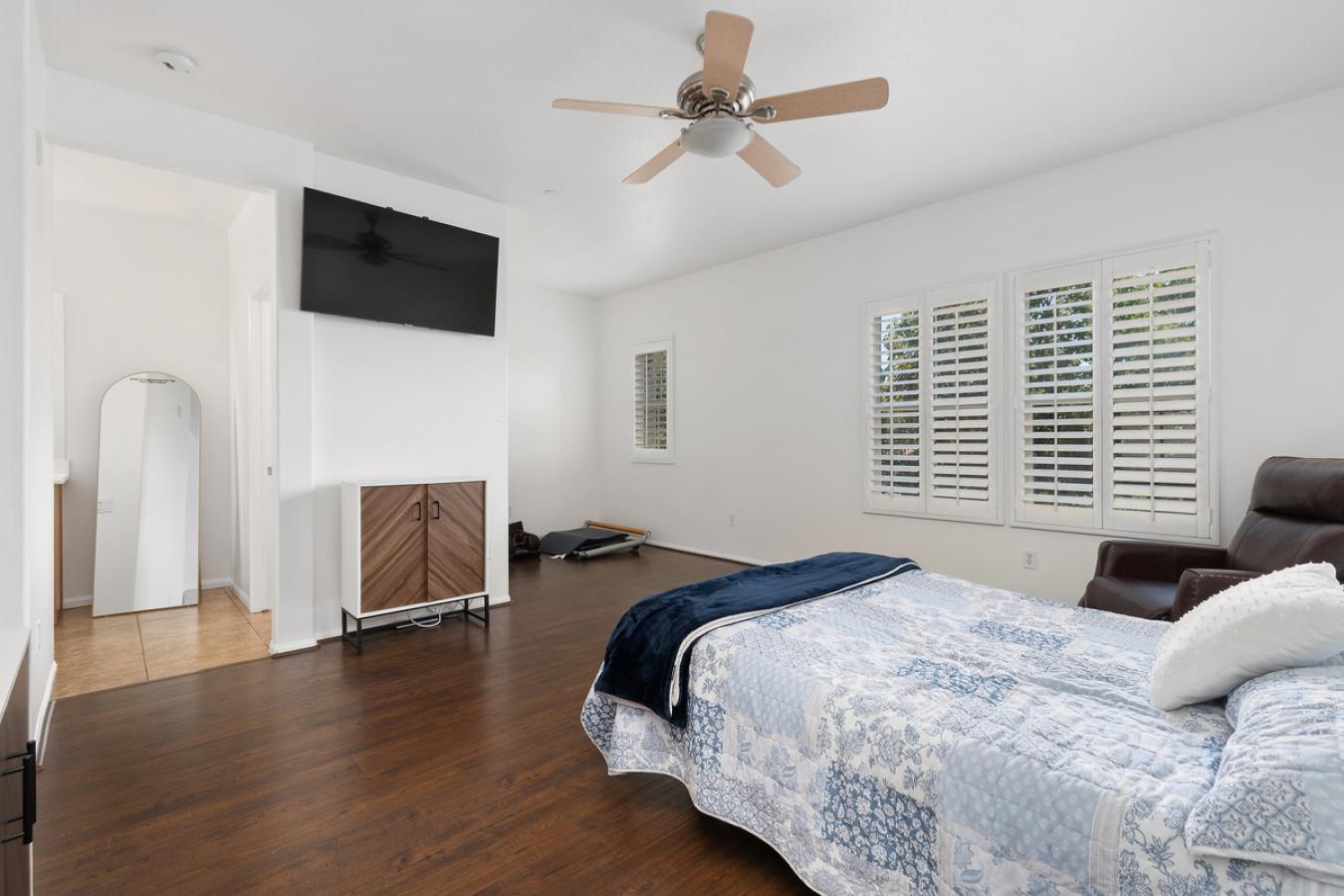 Upland, California, 91786, United States, 3 Bedrooms Bedrooms, ,2 BathroomsBathrooms,Residential,For Sale,1912944