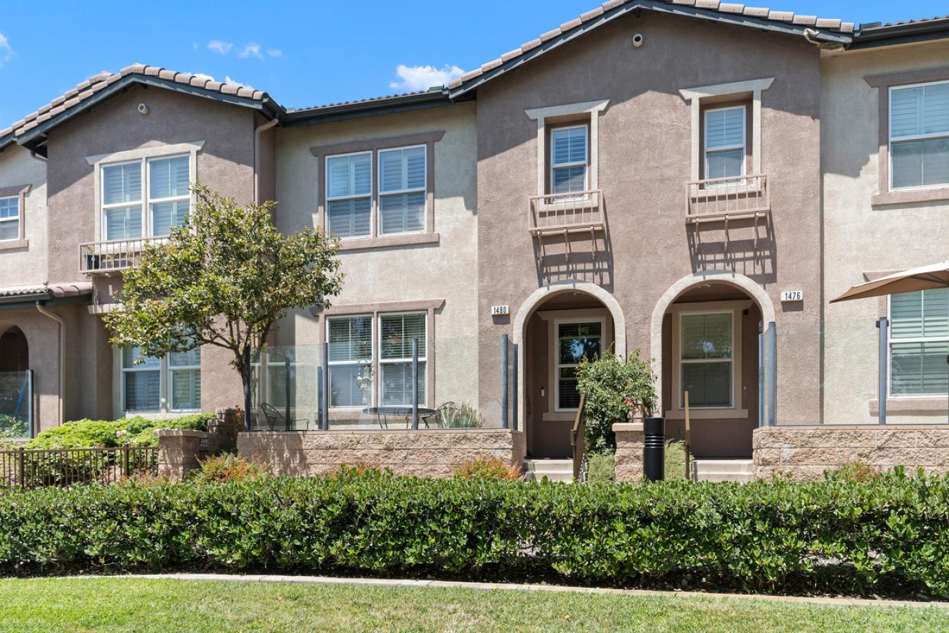 Upland, California, 91786, United States, 3 Bedrooms Bedrooms, ,2 BathroomsBathrooms,Residential,For Sale,1912944