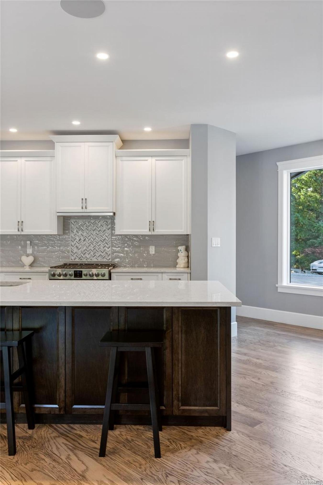 Shawnigan Lake, Cowichan Valley Regional District, V0R 2W1, Canada, 5 Bedrooms Bedrooms, ,5 BathroomsBathrooms,Residential,For Sale,1912942