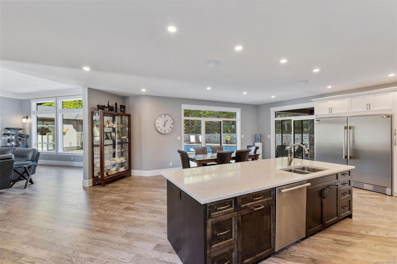 Shawnigan Lake, Cowichan Valley Regional District, V0R 2W1, Canada, 5 Bedrooms Bedrooms, ,5 BathroomsBathrooms,Residential,For Sale,1912942