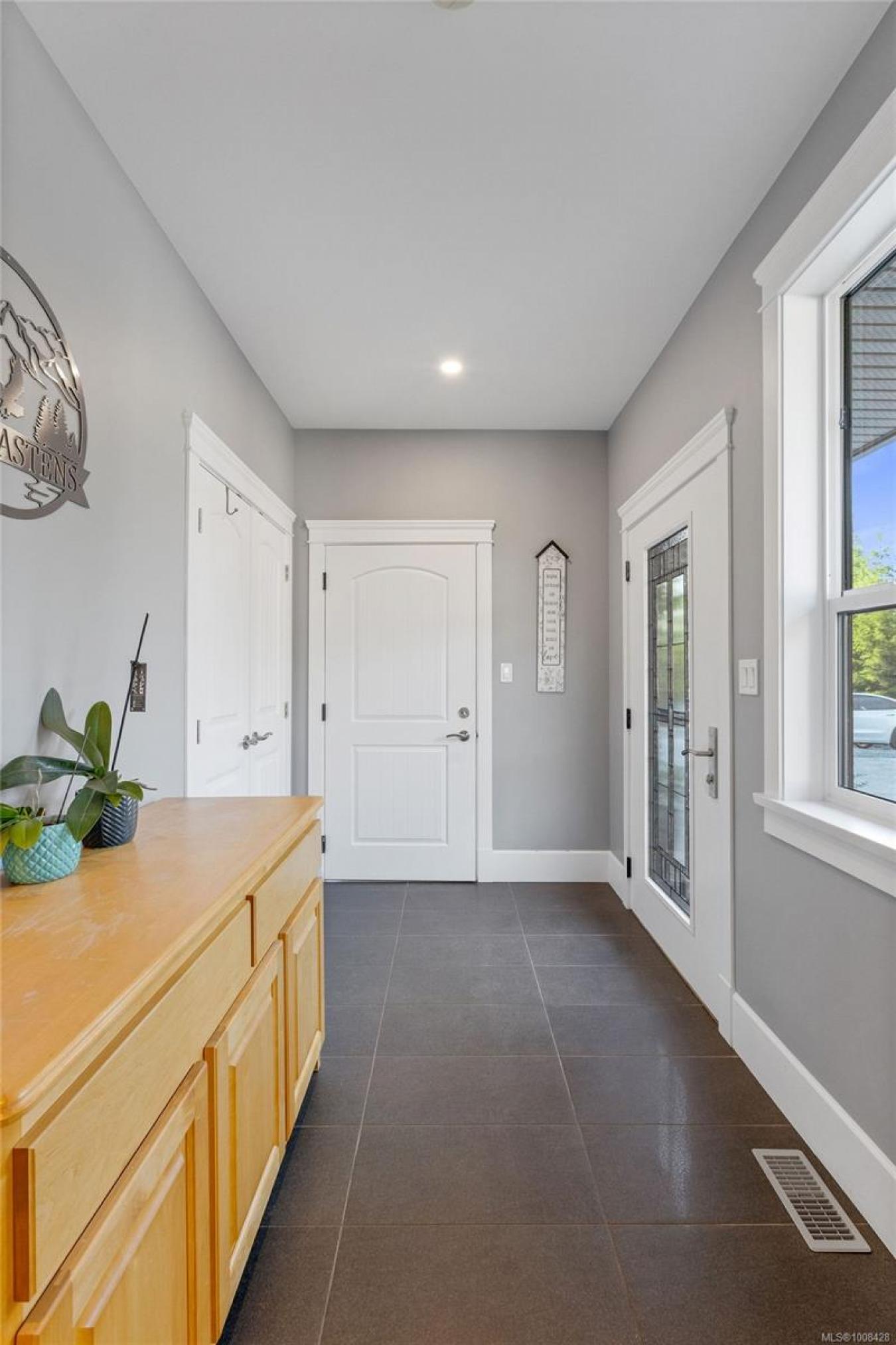 Shawnigan Lake, Cowichan Valley Regional District, V0R 2W1, Canada, 5 Bedrooms Bedrooms, ,5 BathroomsBathrooms,Residential,For Sale,1912942